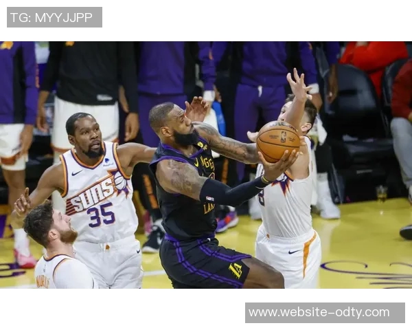 湖人必须果断出手全力以赴交易首轮选秀权重现东眉辉煌时刻