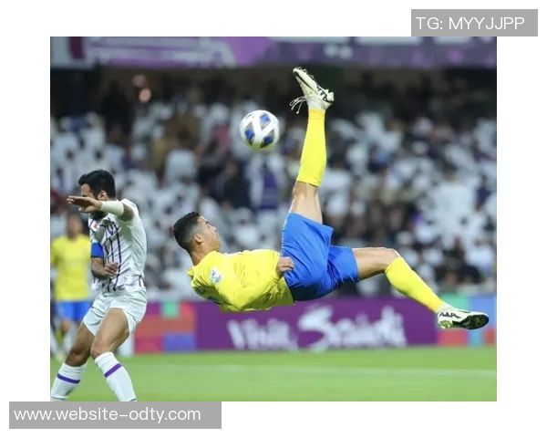 利雅得胜利遭遇失误对手禁区前抢断后远射精彩破门